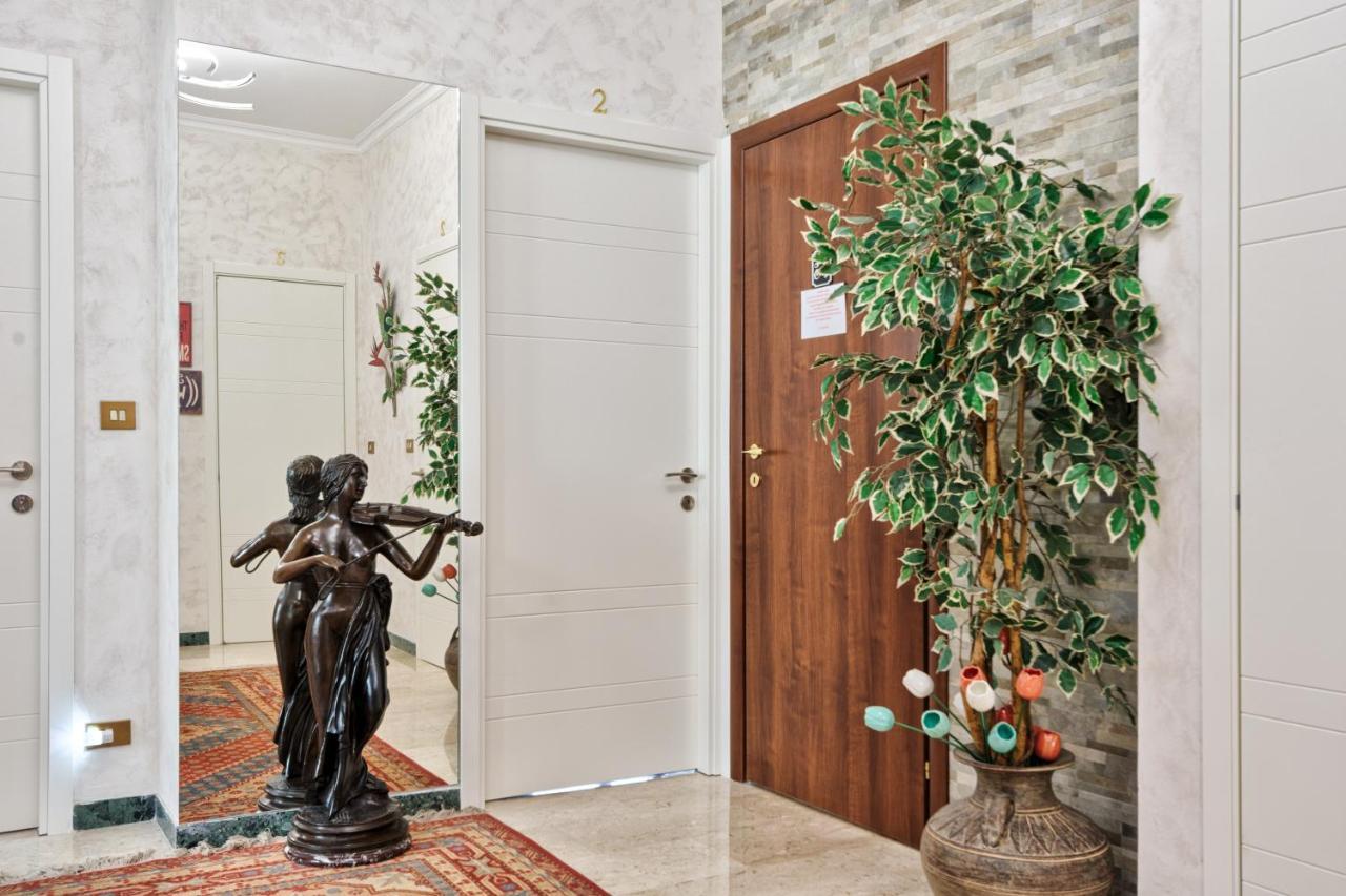 B&B In Riva Al Lago Авильяна Экстерьер фото