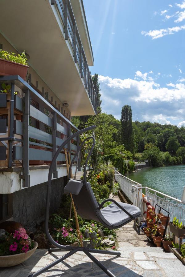 B&B In Riva Al Lago Авильяна Экстерьер фото