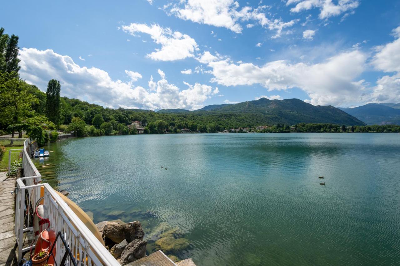 B&B In Riva Al Lago Авильяна Экстерьер фото