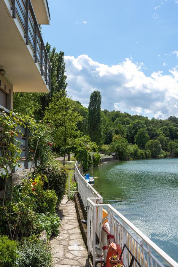 B&B In Riva Al Lago Авильяна Экстерьер фото