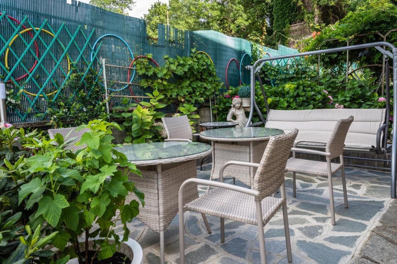 B&B In Riva Al Lago Авильяна Экстерьер фото
