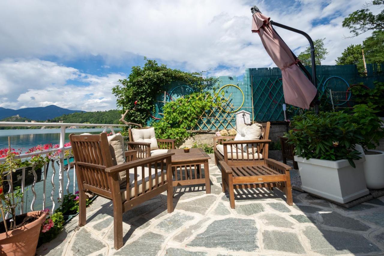B&B In Riva Al Lago Авильяна Экстерьер фото