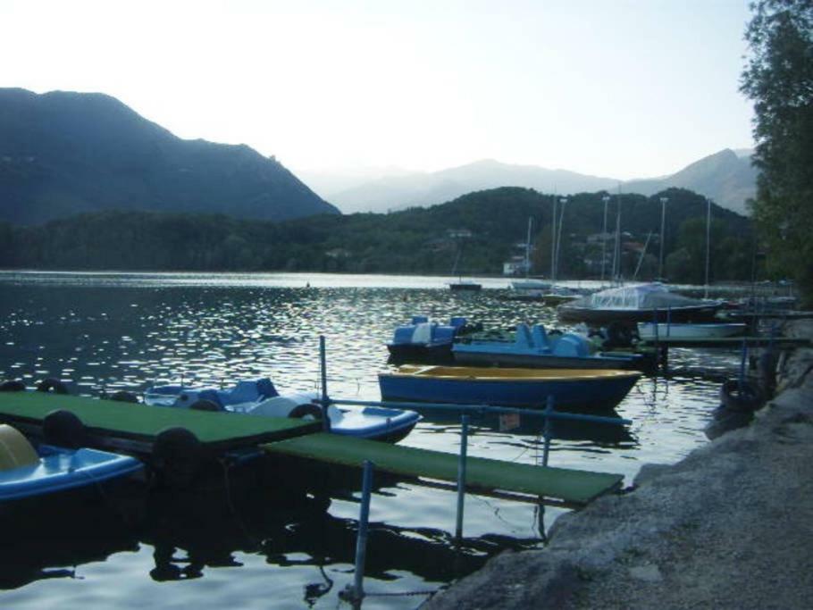B&B In Riva Al Lago Авильяна Экстерьер фото